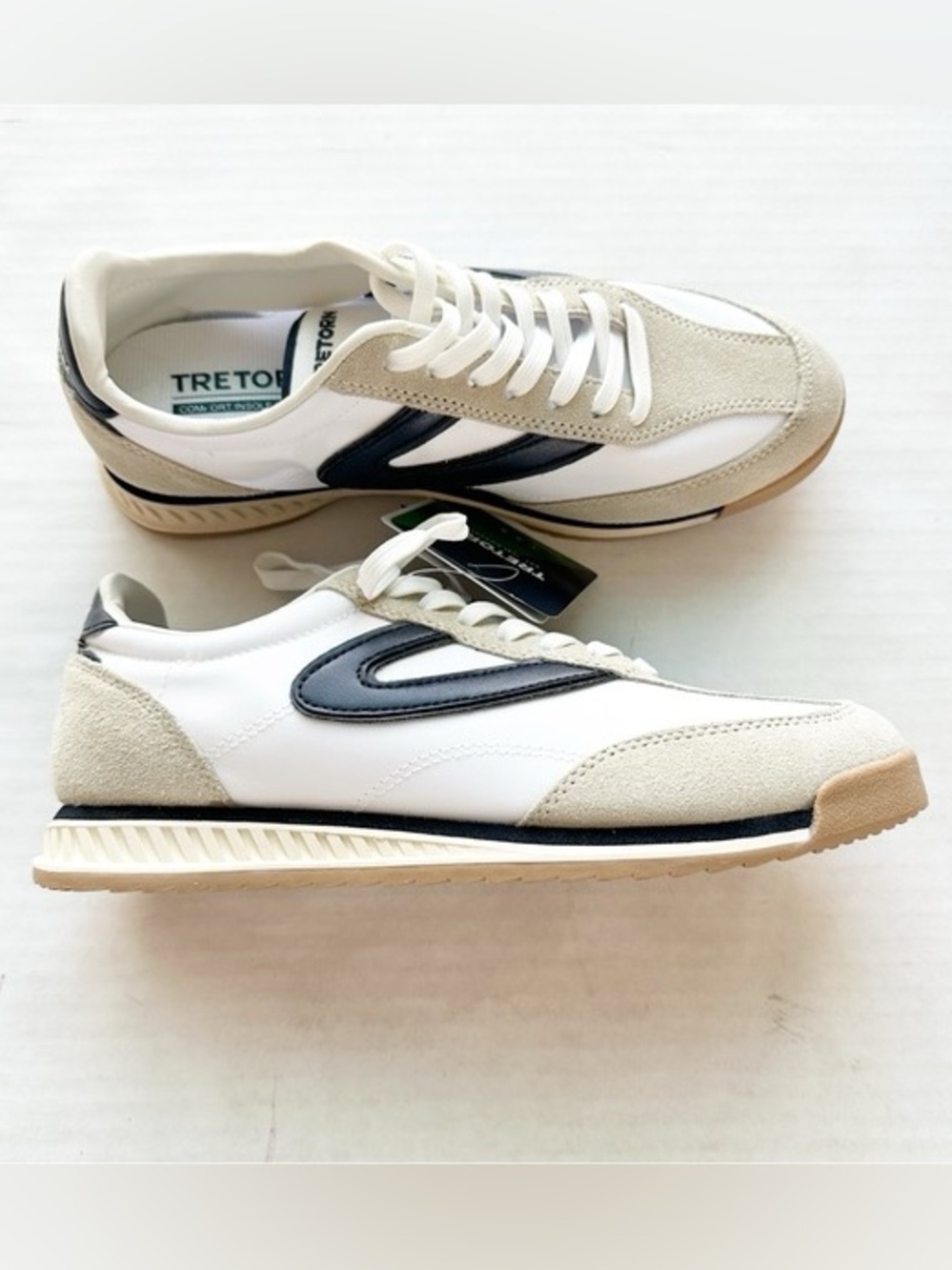 Tretorn Kristine Retro Sneakers White Navy Suede Low Top Women’s | Size 8